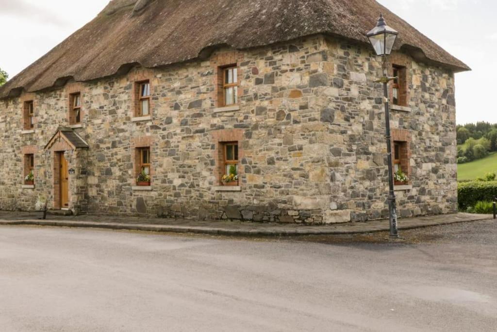 An Maide Ban, Cootehill Villa Eksteriør bilde